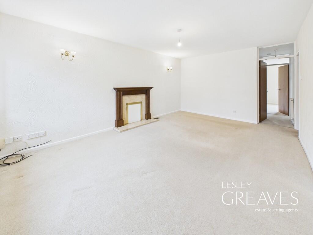 Jumelles Drive, Calverton, Nottingham photo 4
