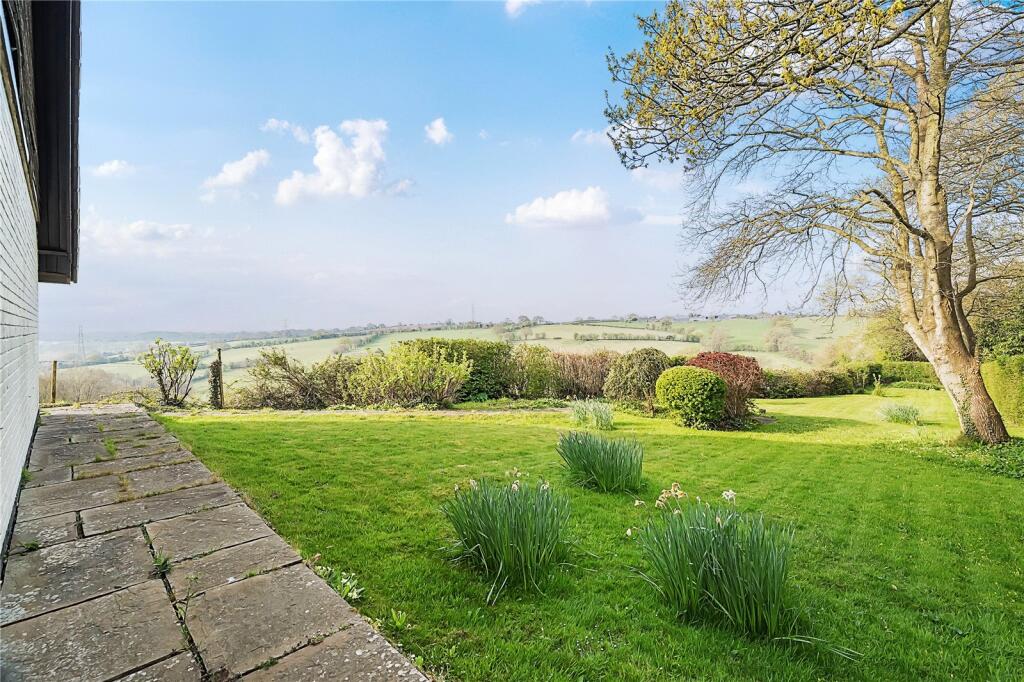 Newcastle, Monmouth, Monmouthshire, NP25 photo 2