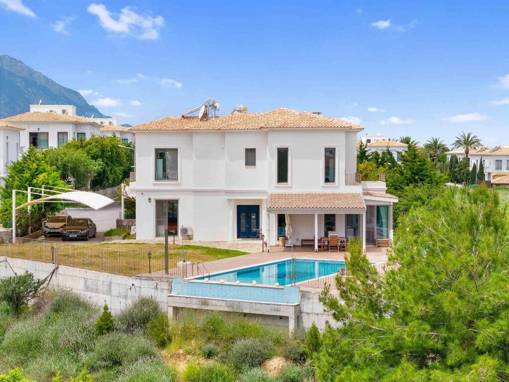 Main image of property: Alsancak, Girne
