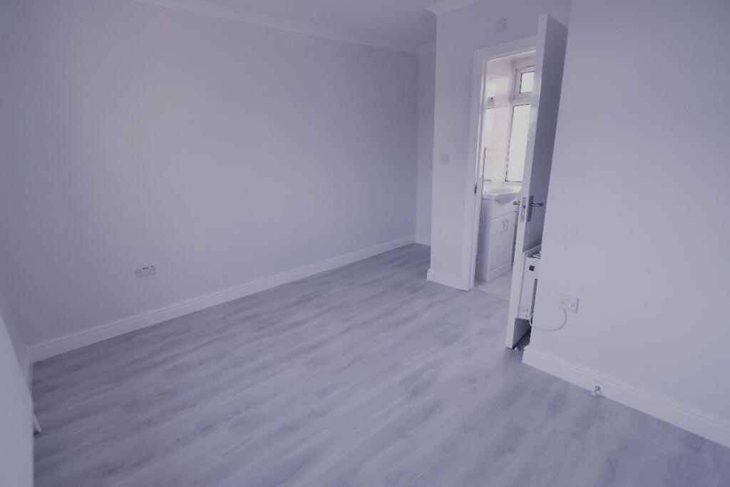 Main image of property: Room @ Saxon Drive - W3