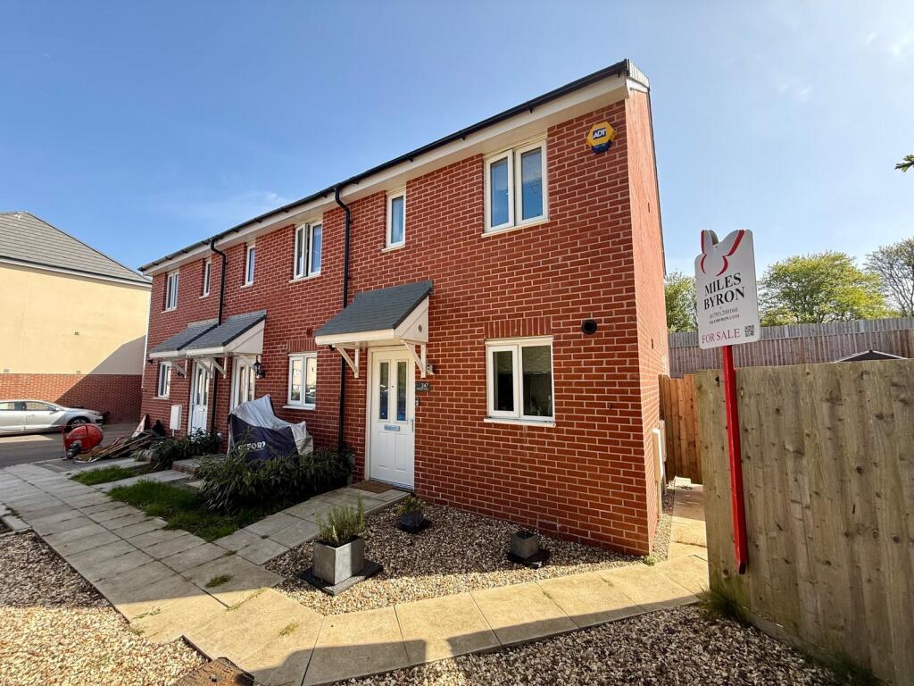 2-bed terraced on Homington Avenue, Coate, Swindon, £250,000