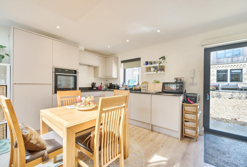 House in Timsbury, Amesbury - View 5
