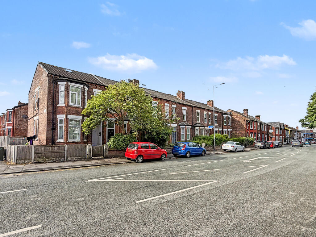 Dickenson Road, Manchester photo 2