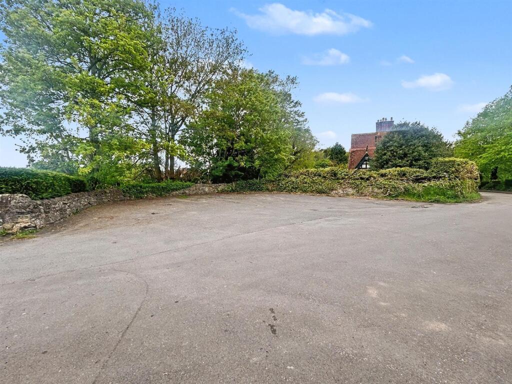 Main image of property: Condlyffe Road, Leek