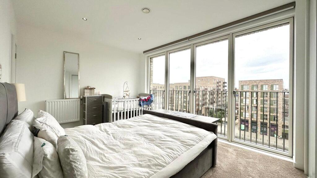 Apartment in London - View 5