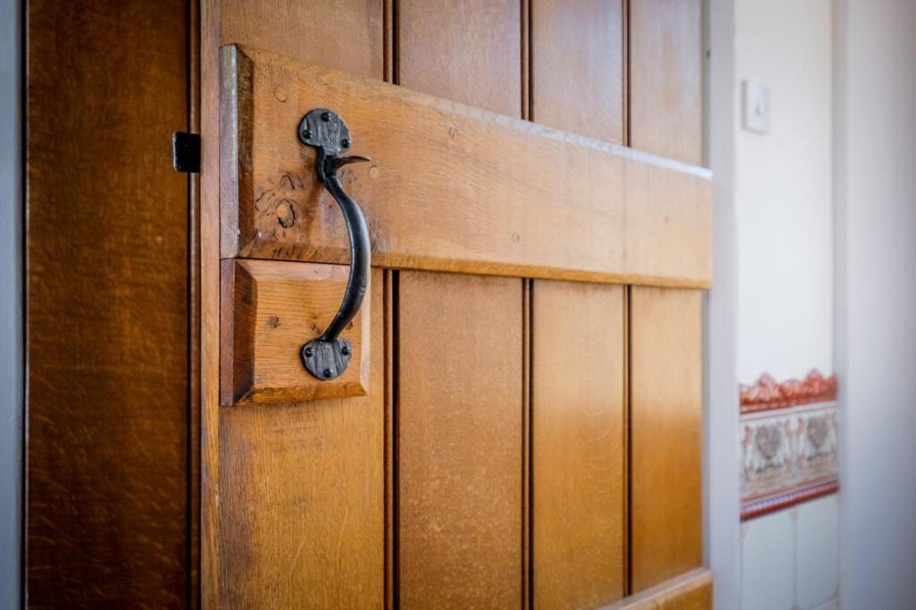 28 Tanyard Road, Oakes, Huddersfield - View 6