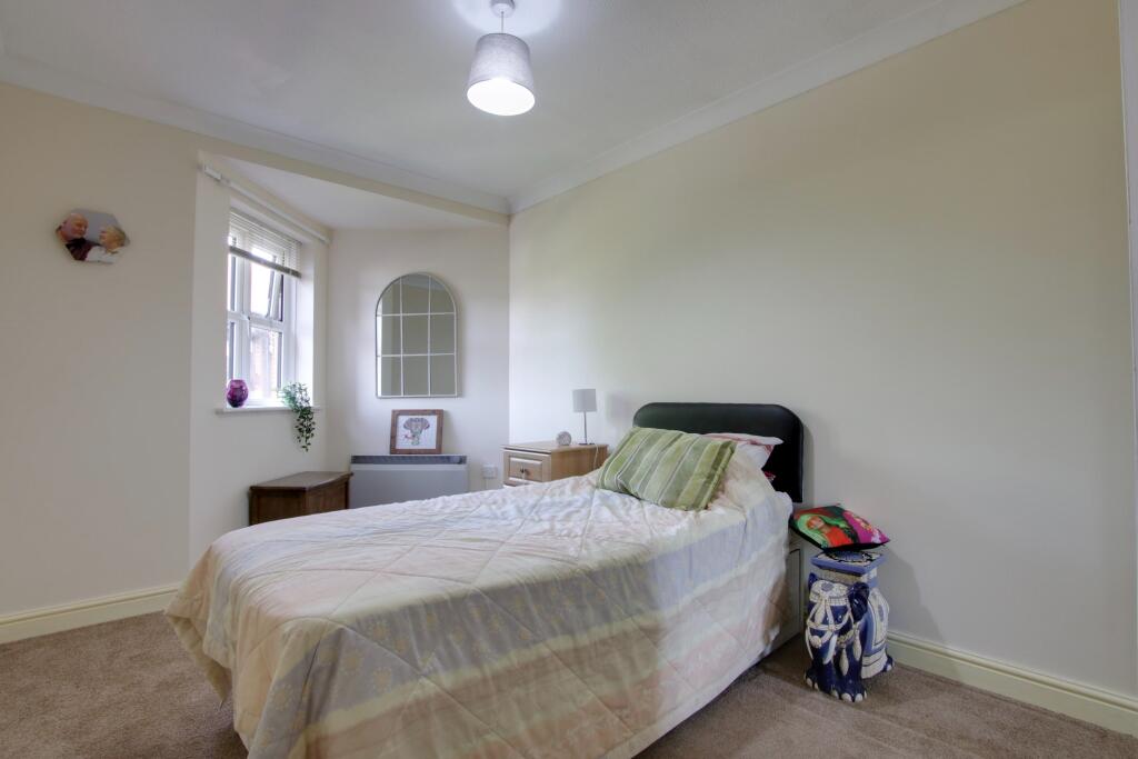 Tiverton Court, Fareham - View 4