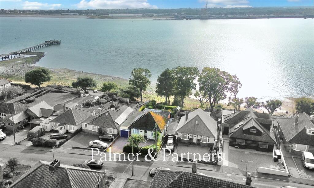 3-bed bungalow on Estuary Road, Shotley Gate, Suffolk, IP9, £475,000