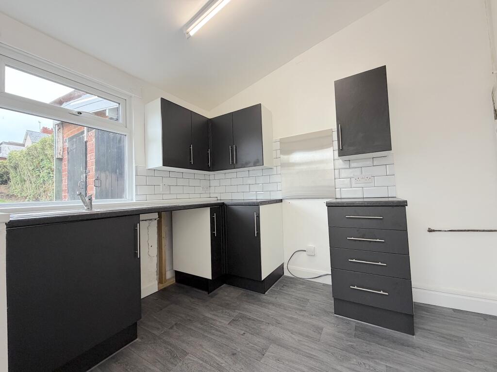 House in Wolverhampton - View 5