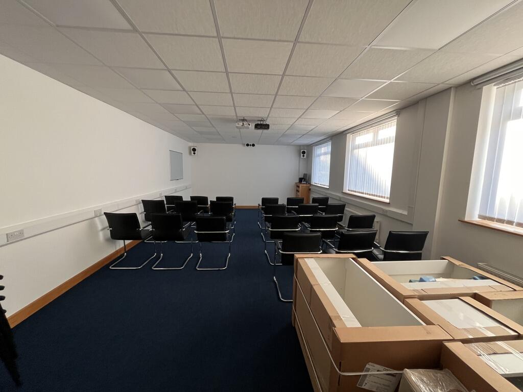 Additional image 3 of 22-24 Beaconsfield Road , Beaconsfield Road , Hatfield, Hertfordshire, AL10 8BB