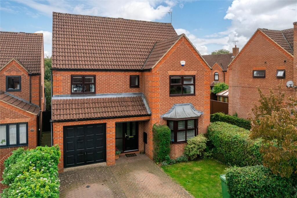 Main image of property: Paxton Crescent, Shenley Lodge, Milton Keynes, Buckinghamshire, MK5