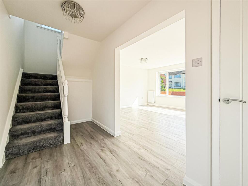 House in Maldon, Southminster - More