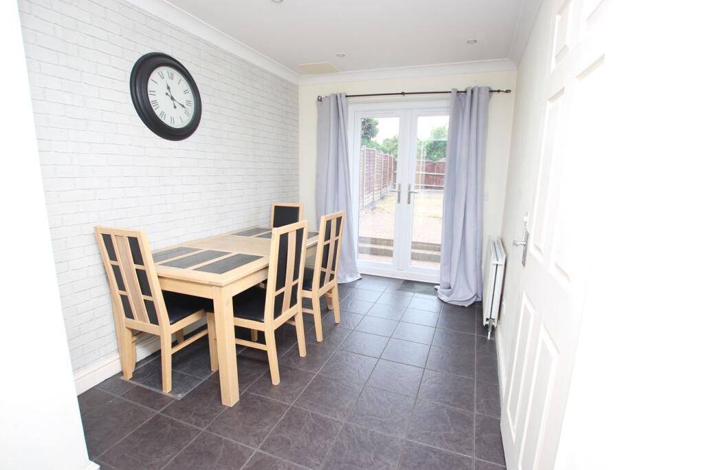 Queensway, Langford, Biggleswade, SG18 photo 3