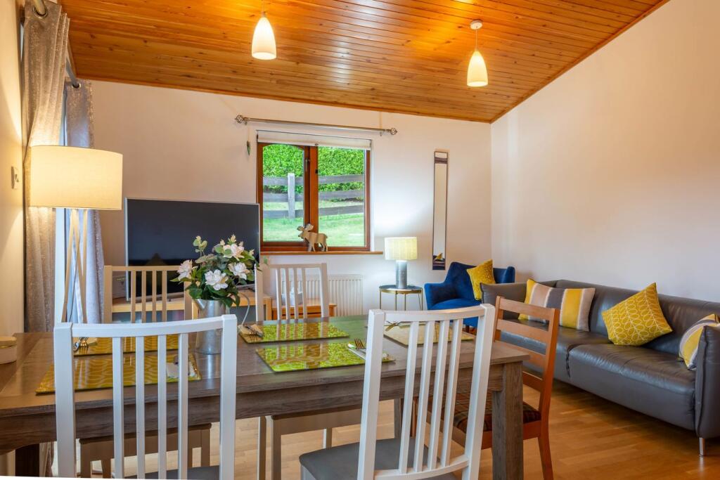 House in Blackwaterfoot, Feorline - More