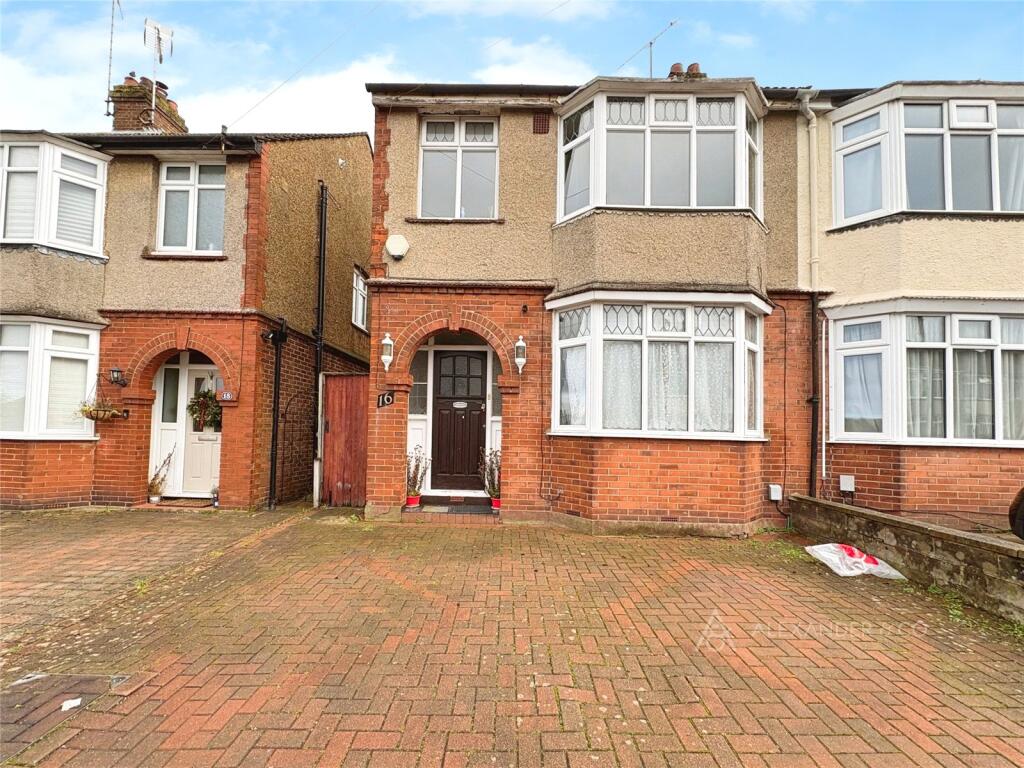 Main image of property: Shakespeare Road, Luton, Bedfordshire, LU4