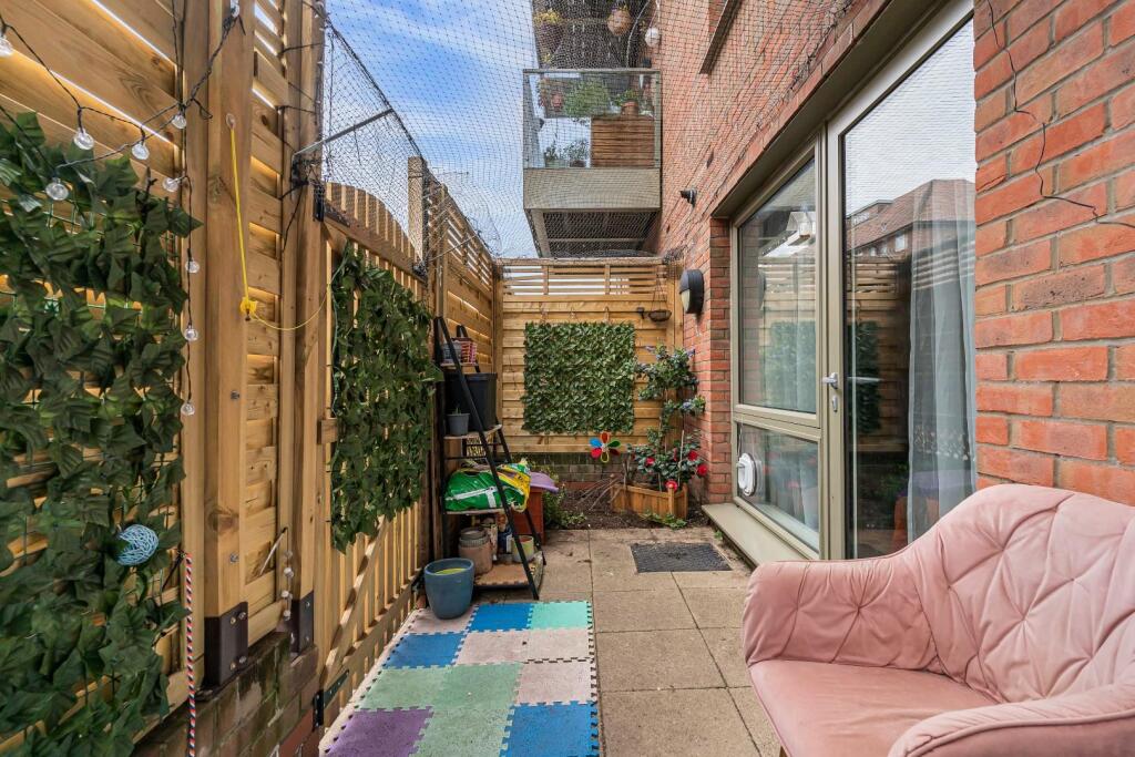 Main image of property: Broome Way, London, SE5