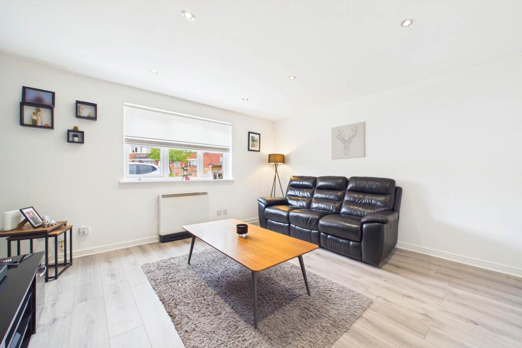 Apartment in Carfin, North Lanarkshire - View 3