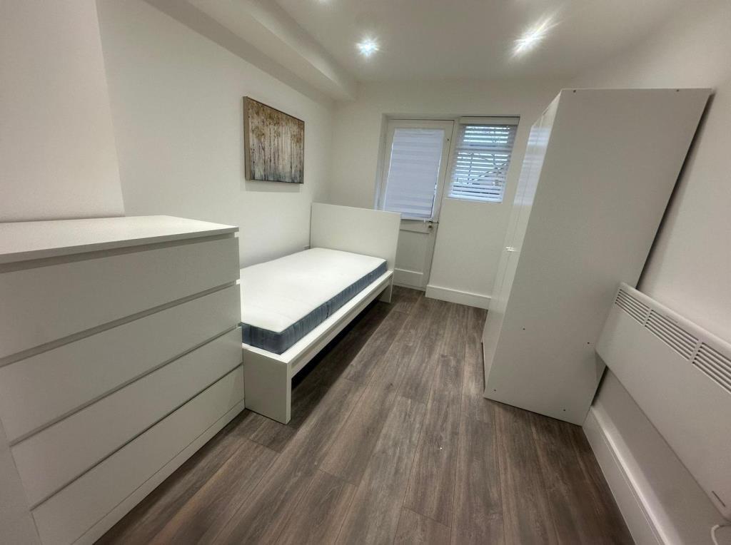 Main image of property: Slough, Berkshire, SL1