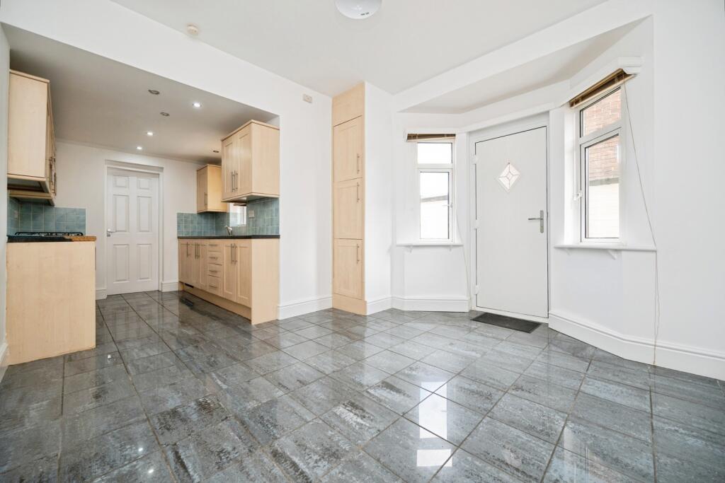 House in Sandwell, West Midlands - View 5