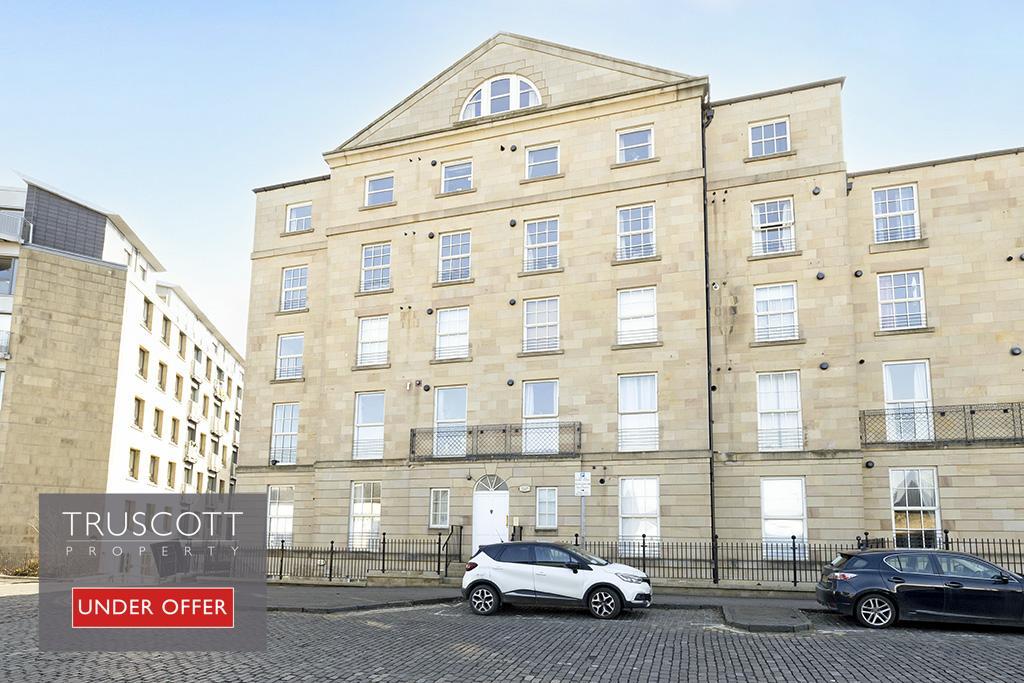 Main image of property: 89 (Flat 12) East London Street, New Town, Edinburgh, EH7 4BQ
