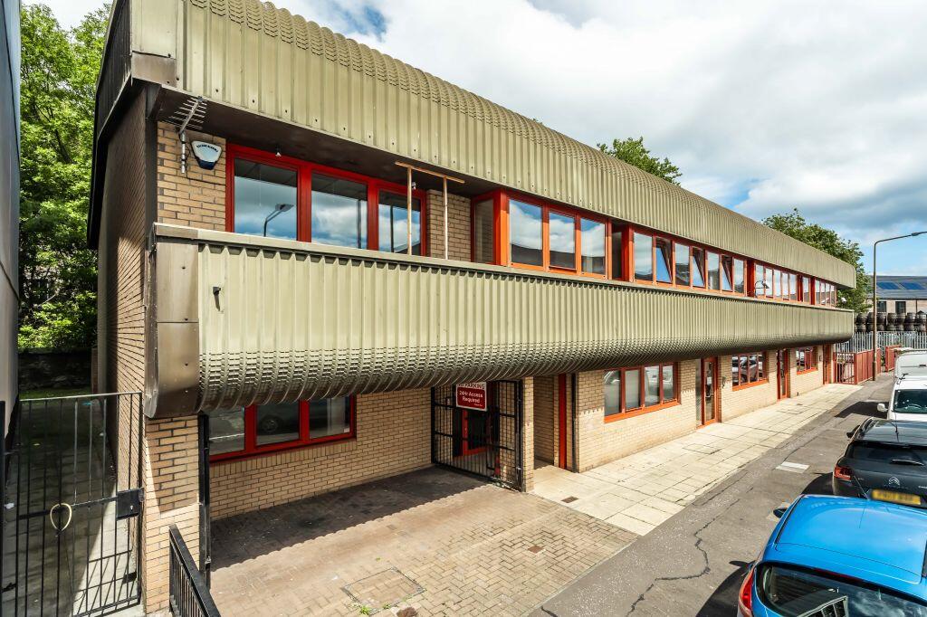 Main image of property: 17A Graham Street, Edinburgh, EH6 5QN