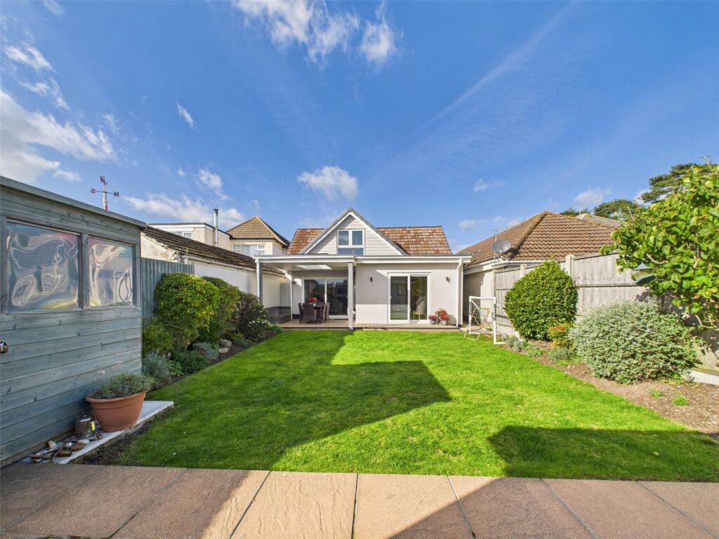 Jumpers Road, Christchurch, Dorset, BH23 photo 2