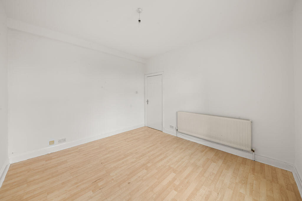 Apartment in London, Perivale - View 5
