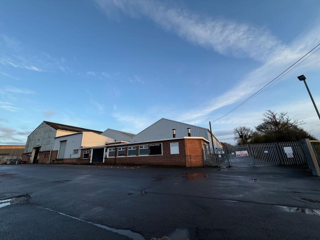 Main image of property: Unit 2 (copy), Pipers Lane, Purley Chase Industrial Estate, Nuneaton