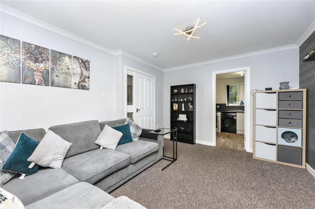 Apartment in Kelty, Fife - More