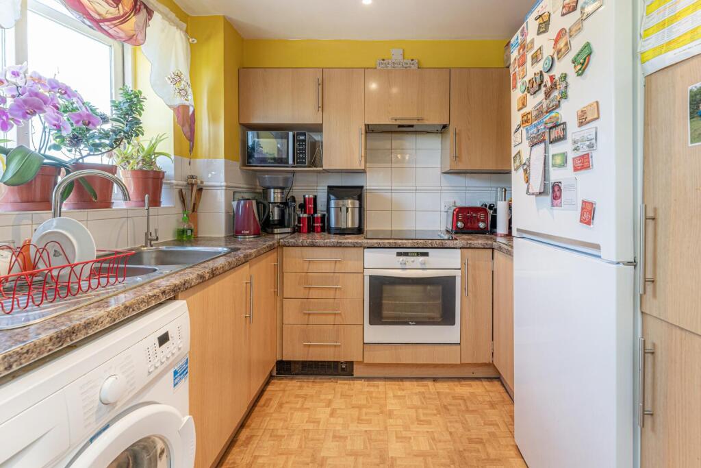 Greener Court, Martini Drive, Enfield photo 2