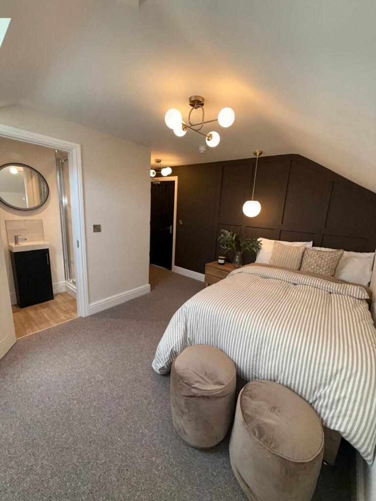 Main image of property: STUNNING BRAND EN-SUITE ROOMS, ASHBOURNE ROAD, DE22 3AD