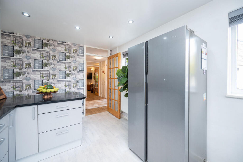 House in Horsham, North Horsham - View 4