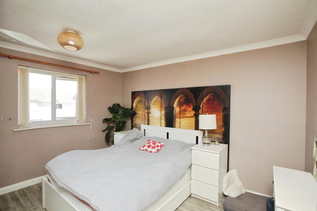 House in Bedworth - More