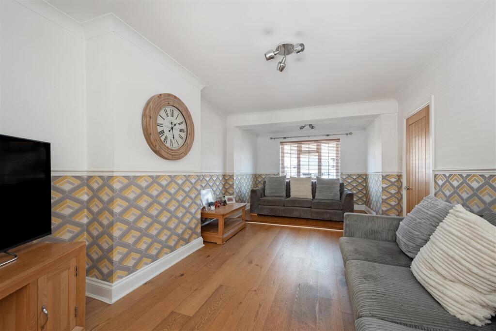 House in Portsmouth, Paulsgrove - View 3