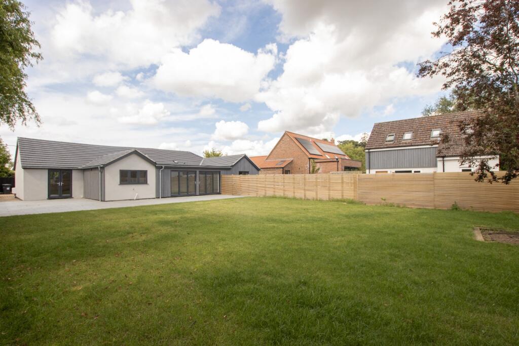 Southgate Lane, Snettisham, King's Lynn, Norfolk, PE31 photo 2