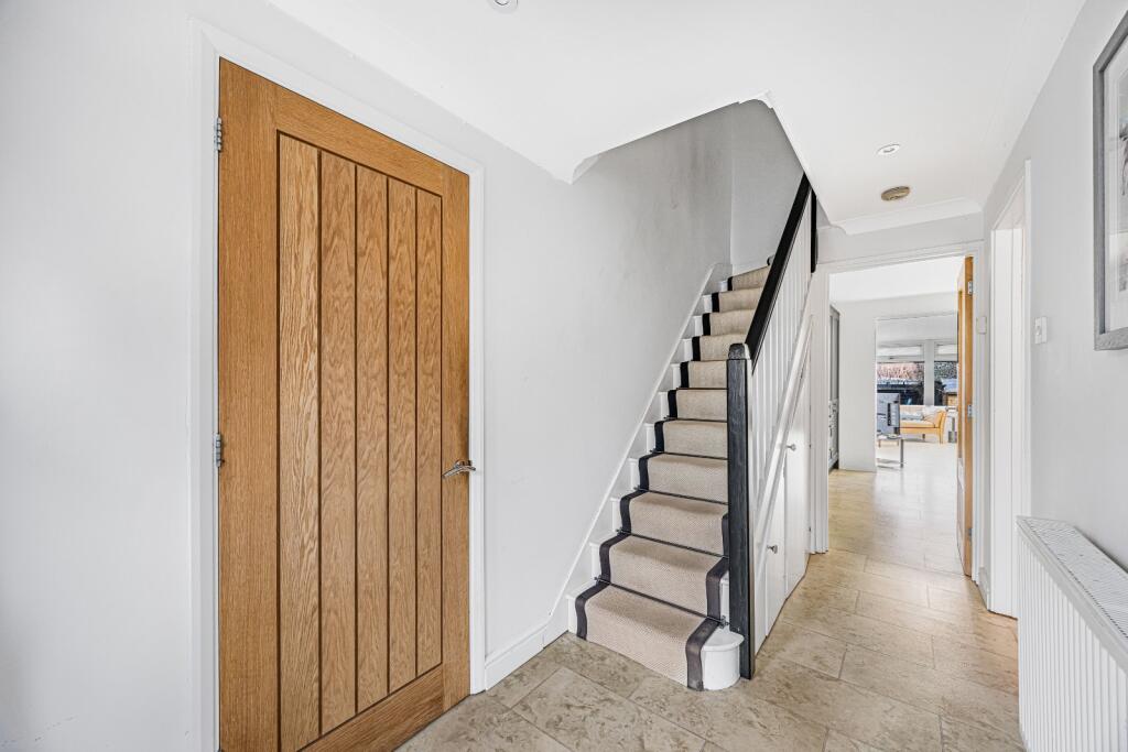Beeches Road, Charlton Kings, Cheltenham, Gloucestershire, GL53 photo 3