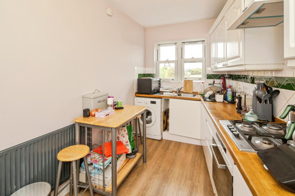 Apartment in London - View 4
