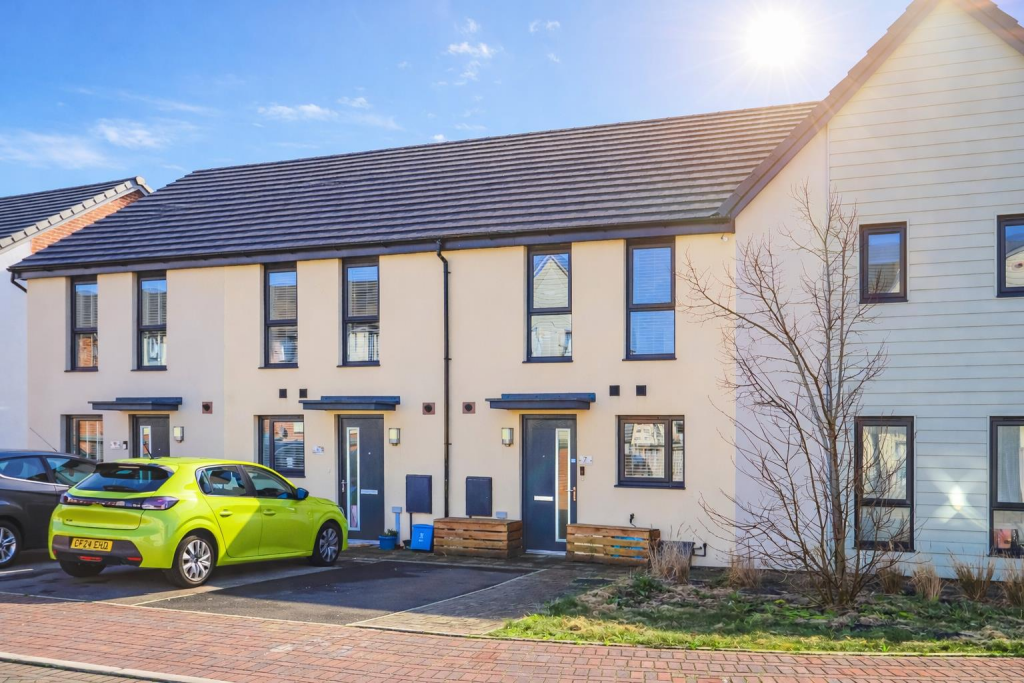 Main image of property: Ffordd Pentre, Barry