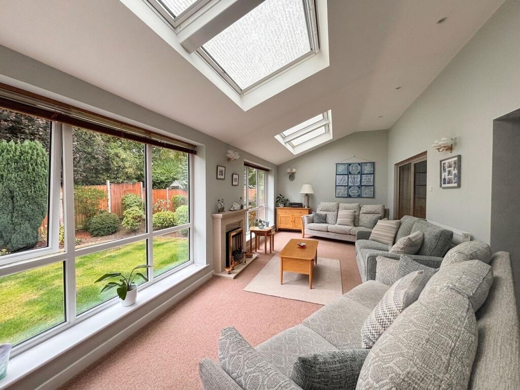 House in Manchester - More