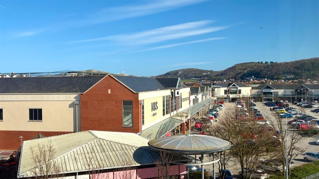 Vaughan Street, Llandudno photo 4