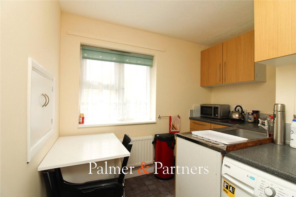 Apartment in Colchester, Essex - More