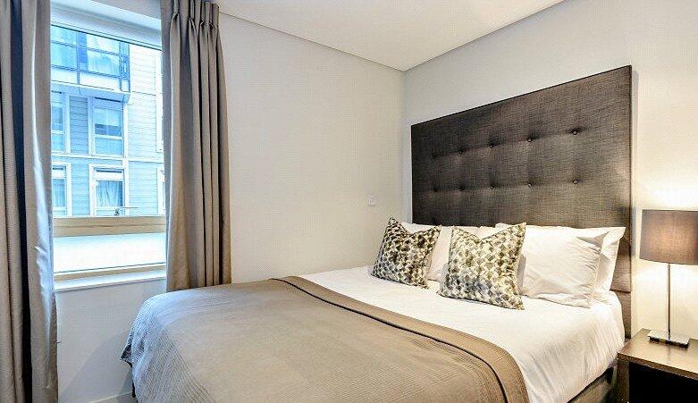Apartment in London - More