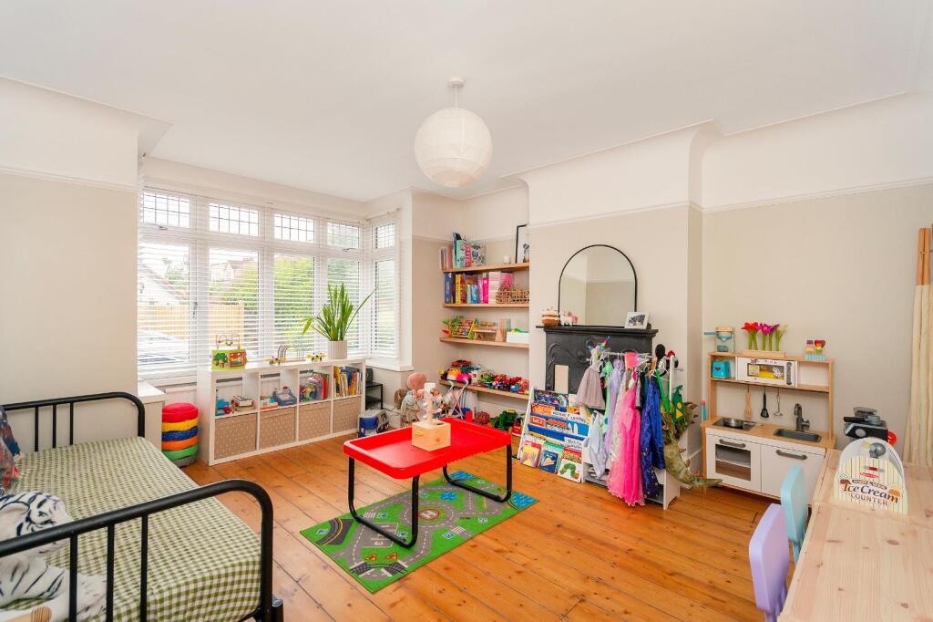 House in Bristol, Horfield - More