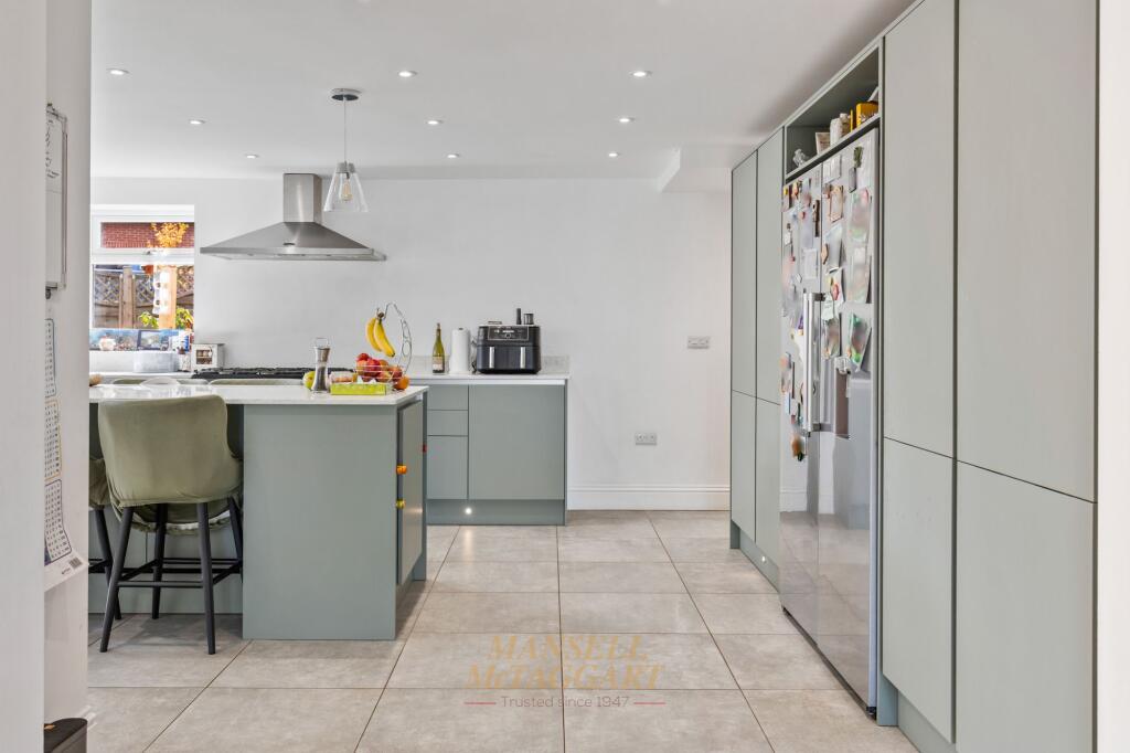 House in Redhill - More