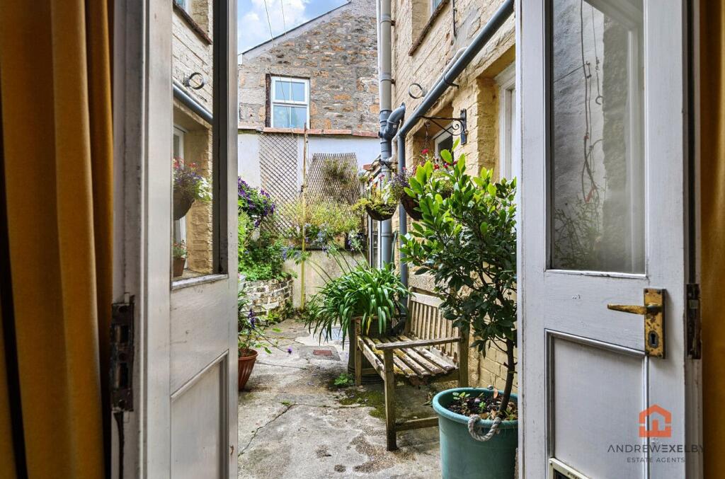 House in Penzance, Cornwall - View 5