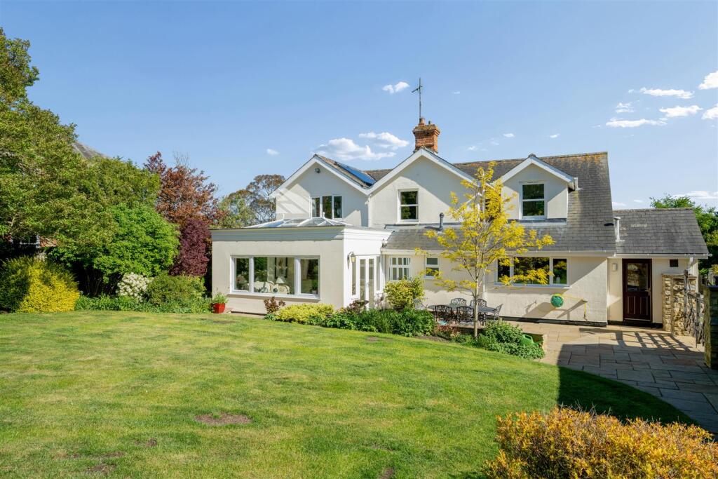 Main image of property: Park Road, Sherington, Newport Pagnell