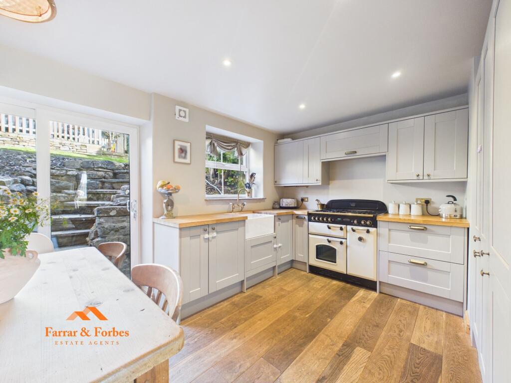 Additional image 8 of New Row, Winewall, BB8