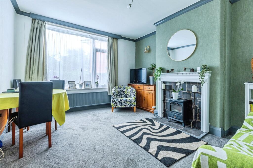 House in Rochdale, Greater Manchester - More