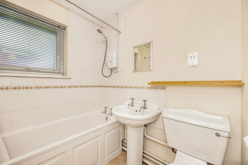 House in Romford - View 4