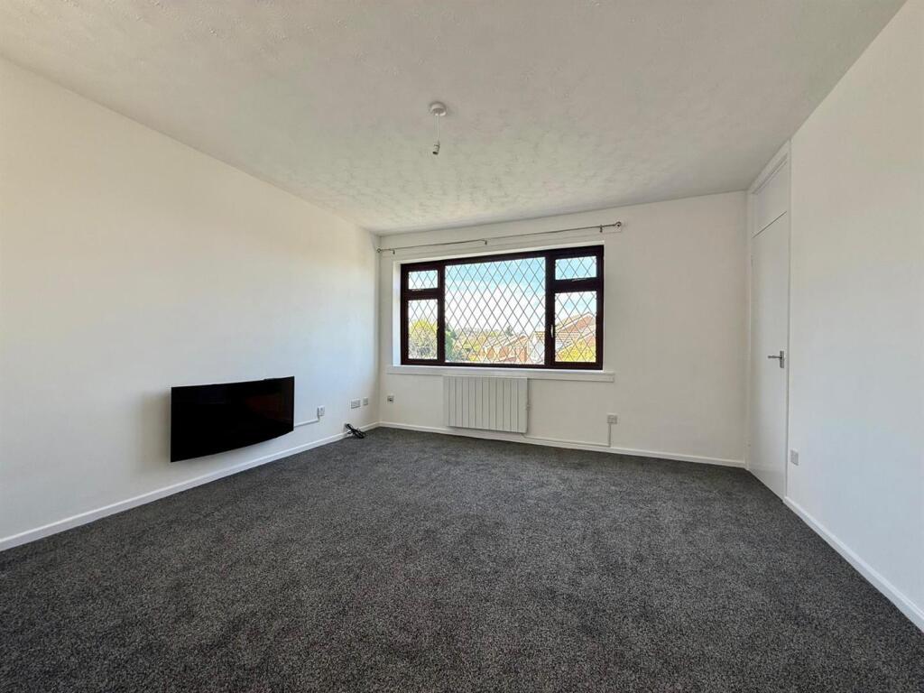 Additional image 3 of Red Lion Close, Tividale, Oldbury